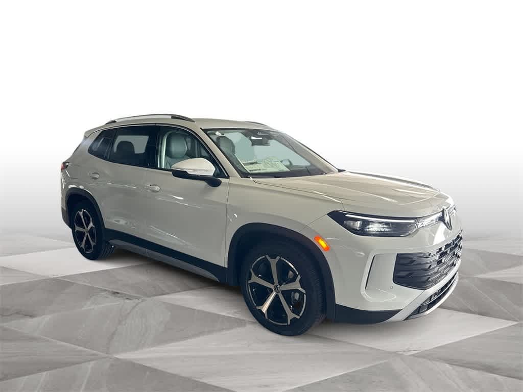 New 2026 Volkswagen Tiguan SE SUV