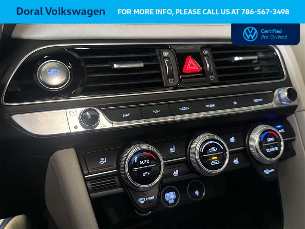 Thumbnail: 2023 Genesis G70 - 20