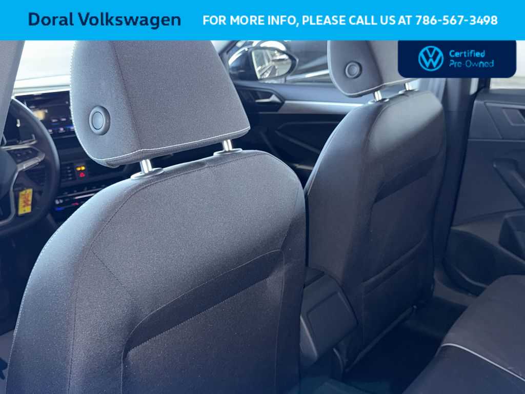 Thumbnail: 2025 Volkswagen Jetta - 23
