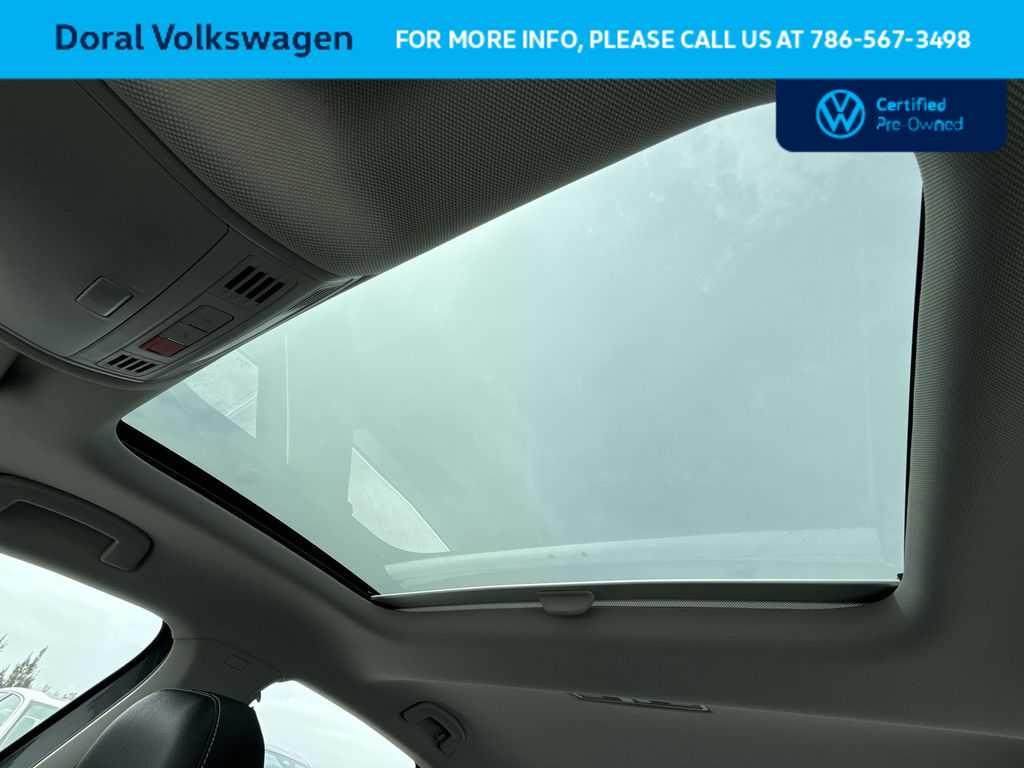 Thumbnail: 2025 Volkswagen Jetta - 17