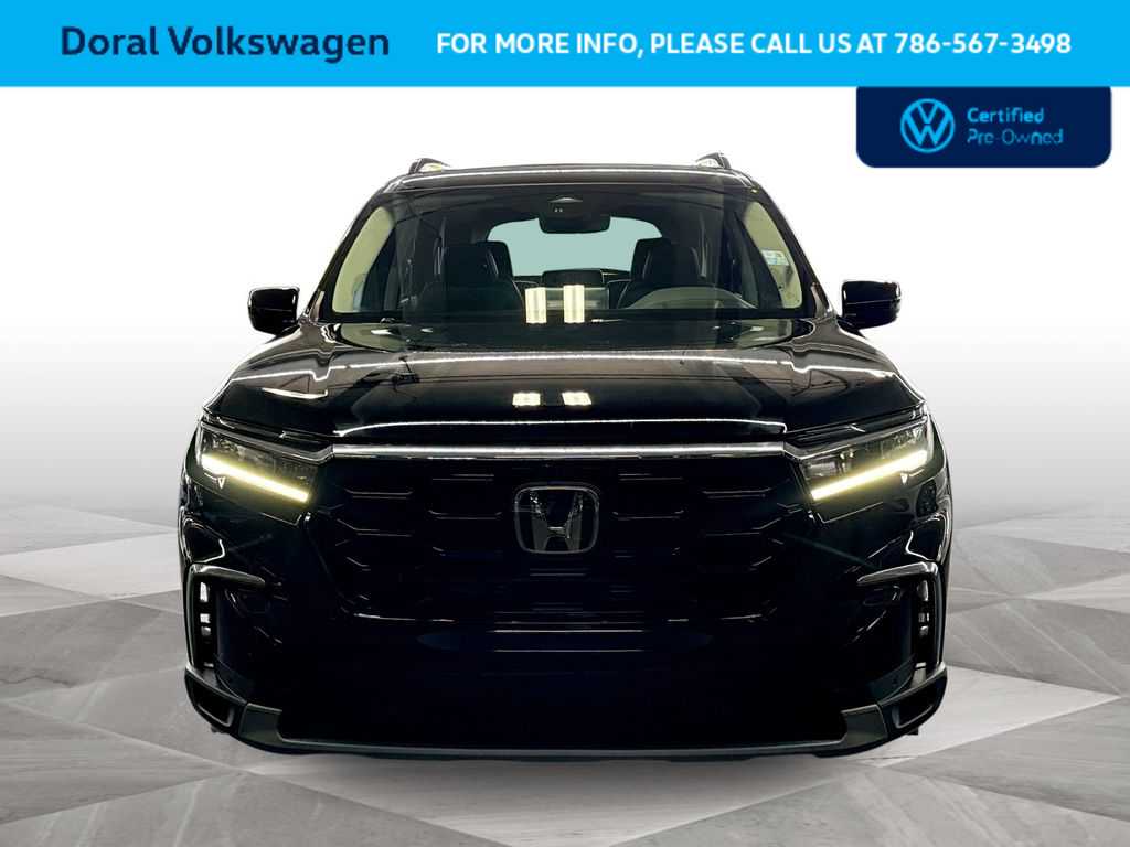 Thumbnail: 2024 Honda Pilot - 3