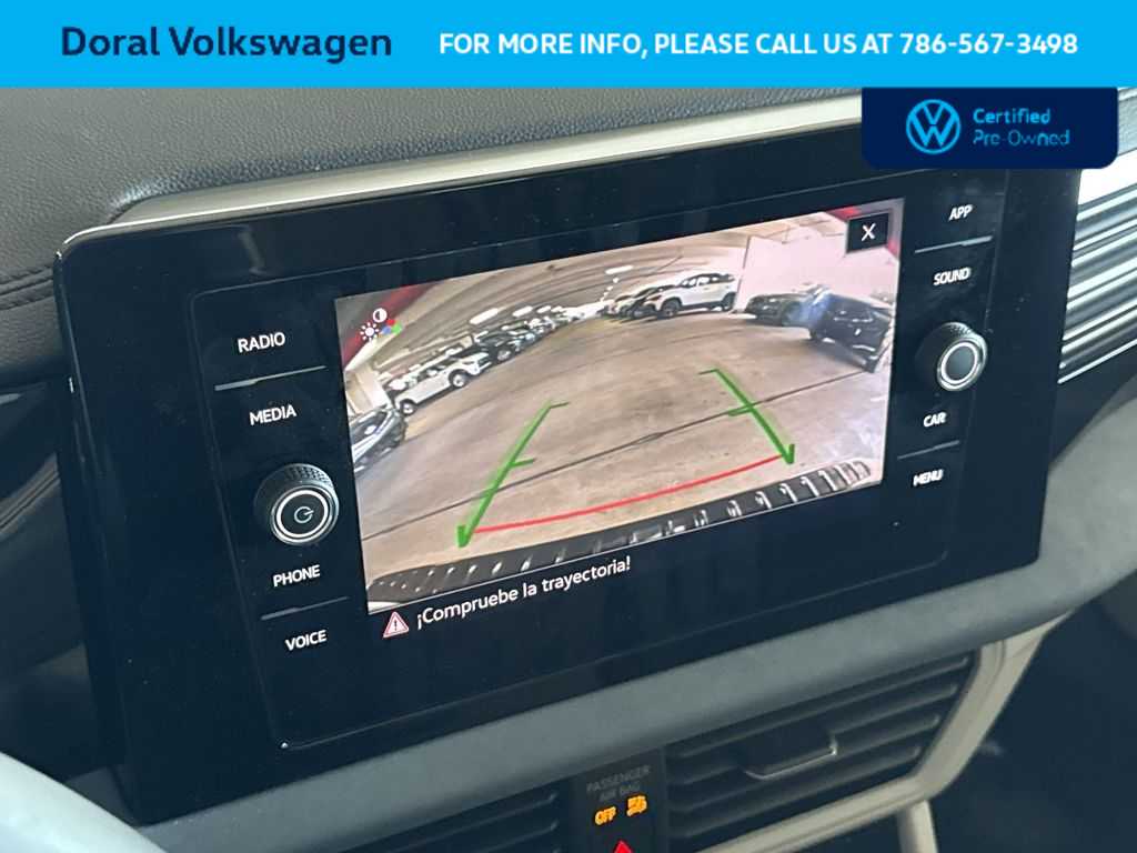 2025 Volkswagen Jetta SE - Photo 19