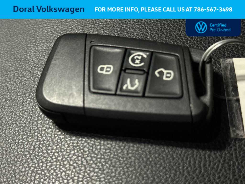 Thumbnail: 2023 Volkswagen Atlas - 28