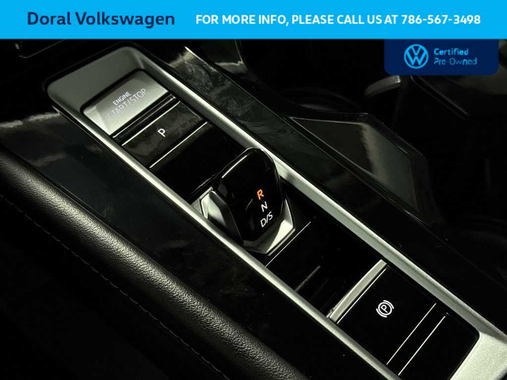 Thumbnail: 2024 Volkswagen Atlas - 21