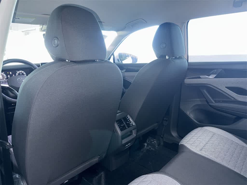 Thumbnail: 2026 Volkswagen Tiguan - 23