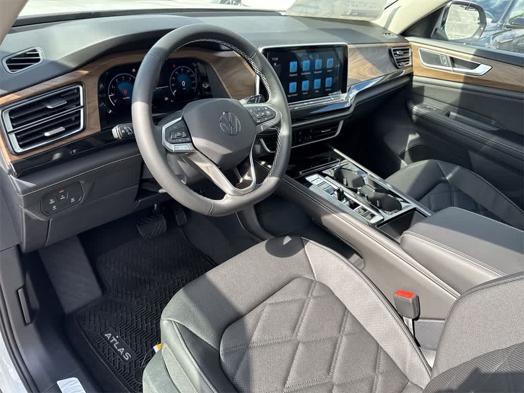 Thumbnail: 2026 Volkswagen Atlas - 13
