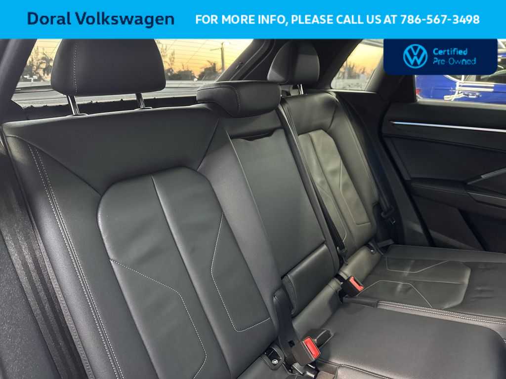 Thumbnail: 2023 Audi Q3 - 26