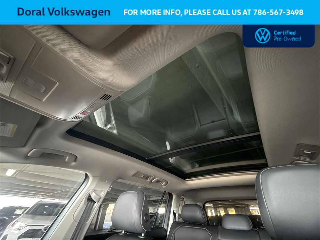 Thumbnail: 2023 Volkswagen Tiguan - 17