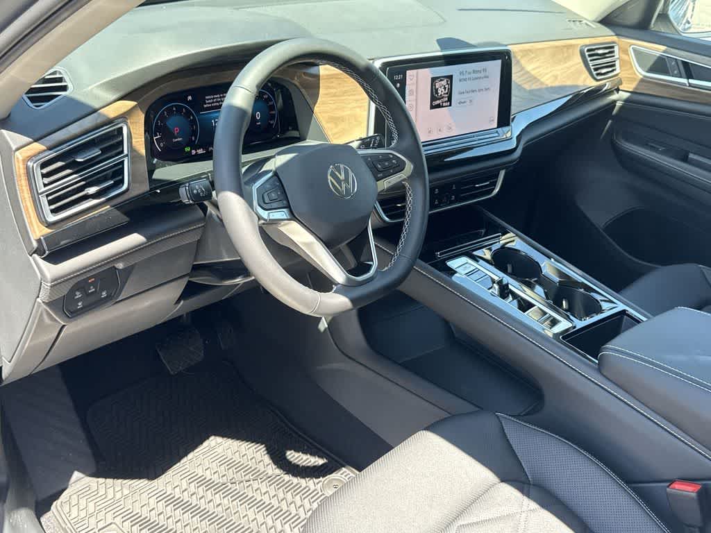 Thumbnail: 2026 Volkswagen Atlas - 13