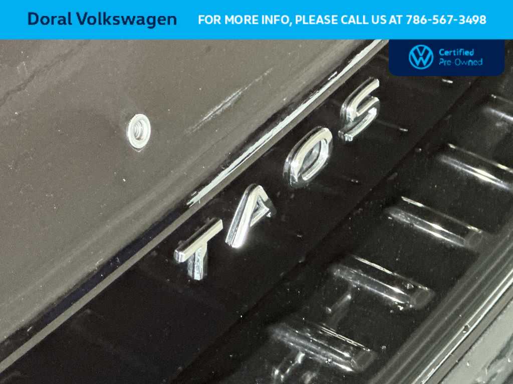 Thumbnail: 2025 Volkswagen Taos - 10