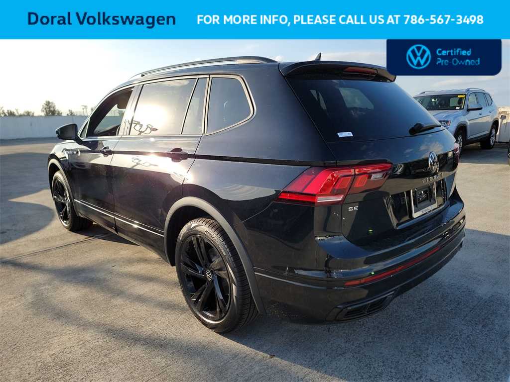 Thumbnail: 2023 Volkswagen Tiguan - 15