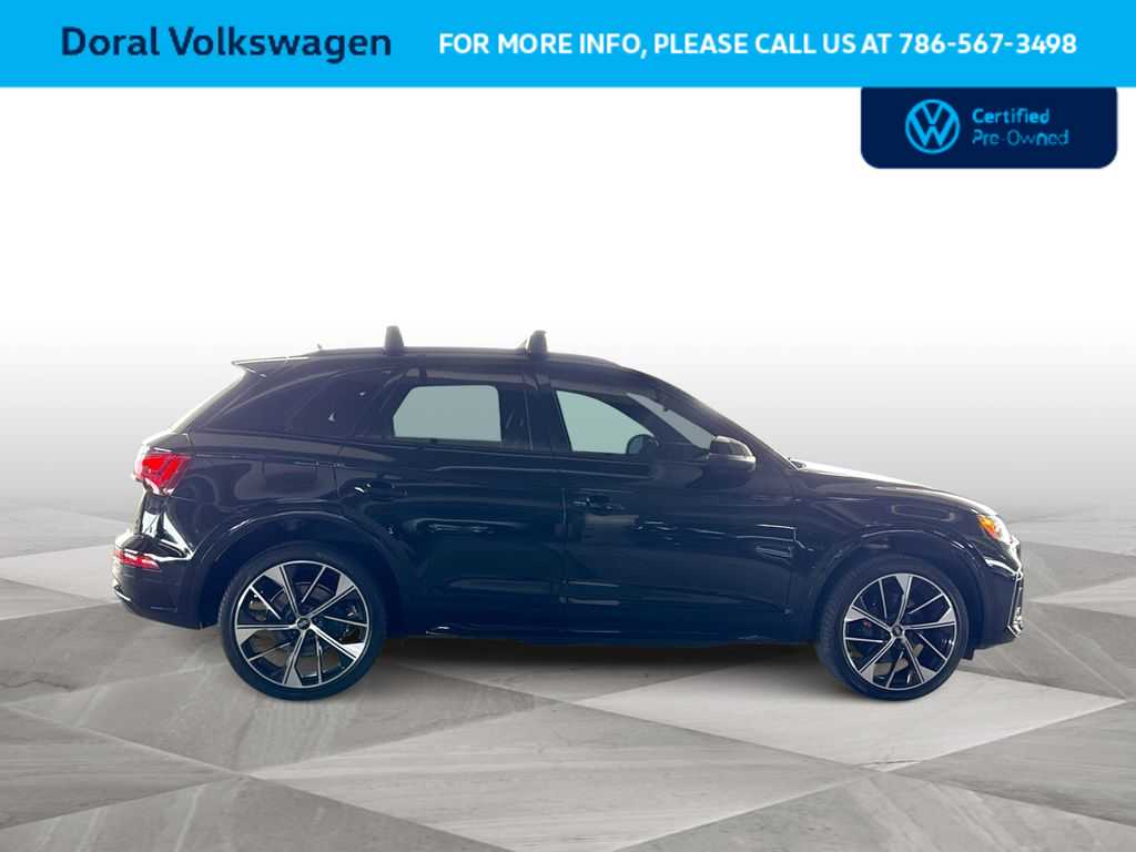 Thumbnail: 2023 Audi SQ5 - 9