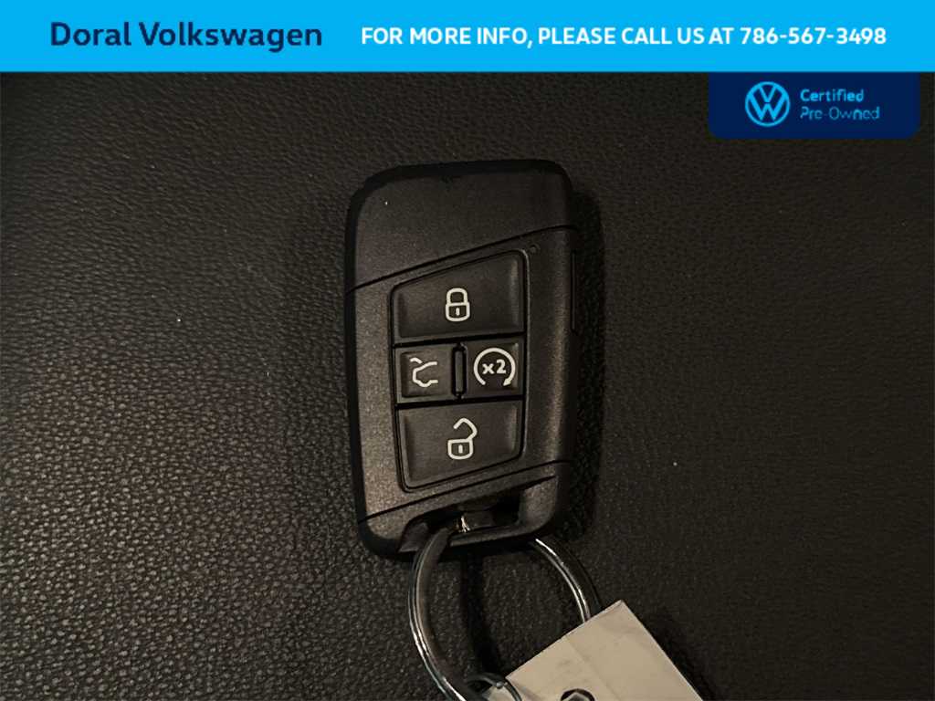 Thumbnail: 2022 Volkswagen Taos - 28