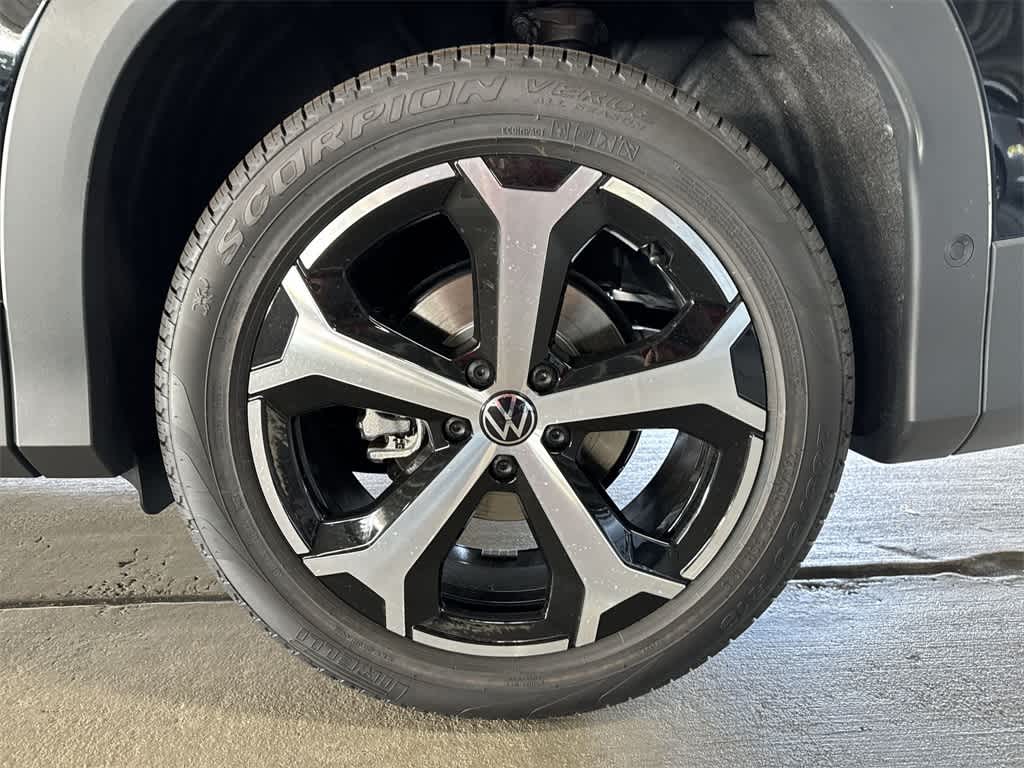 Thumbnail: 2026 Volkswagen Tiguan - 10