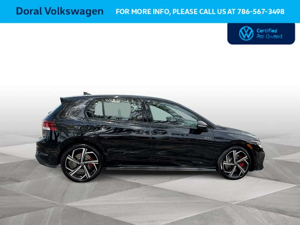 Thumbnail: 2025 Volkswagen Golf - 9