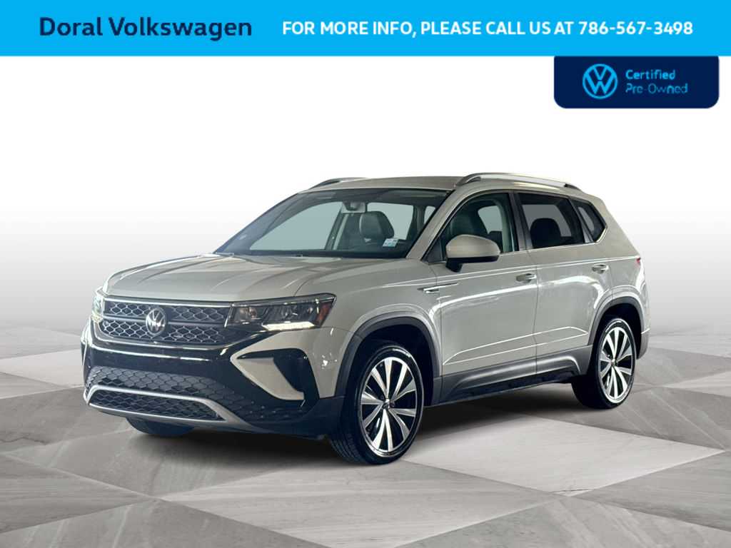 Thumbnail: 2022 Volkswagen Taos - 4