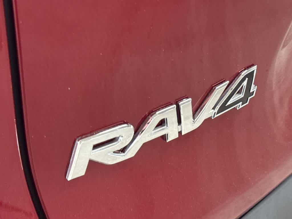 Thumbnail: 2024 Toyota RAV4 - 10