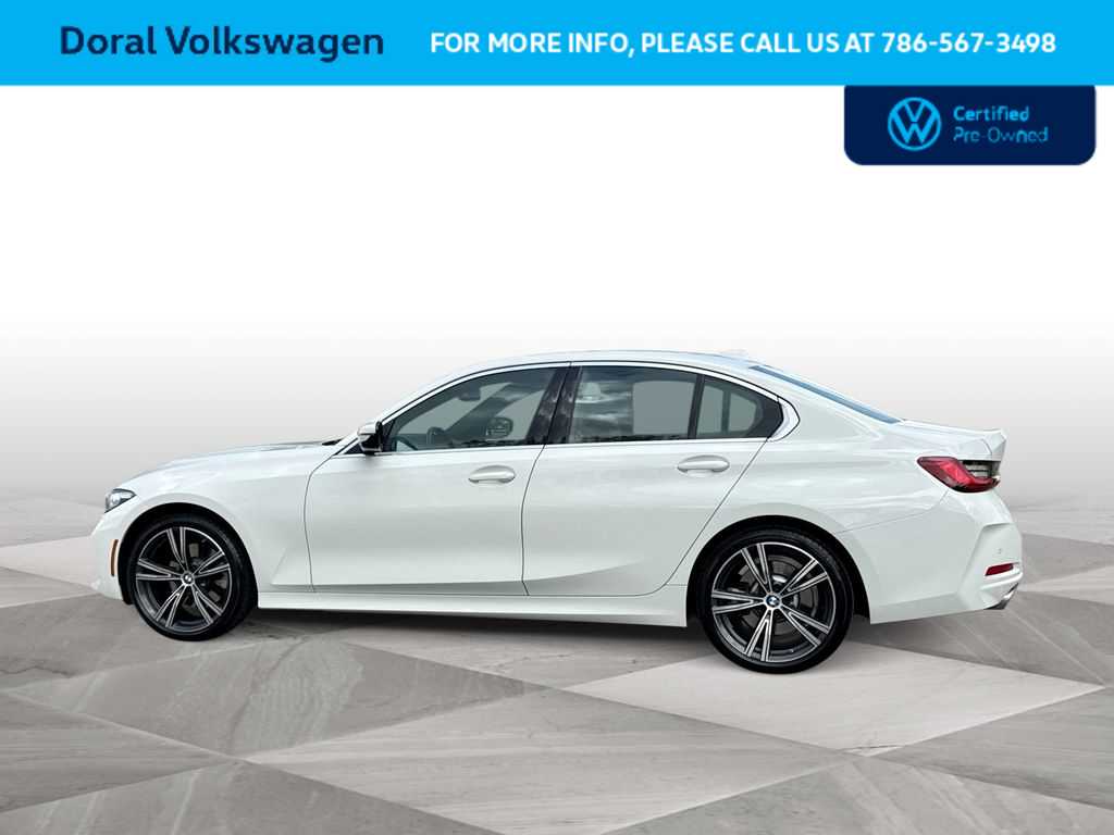 Thumbnail: 2024 BMW 3 Series - 5