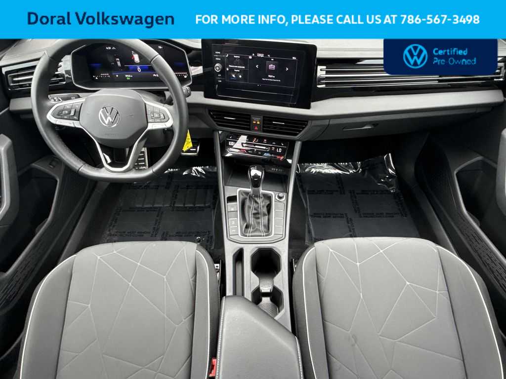 Thumbnail: 2025 Volkswagen Jetta - 24