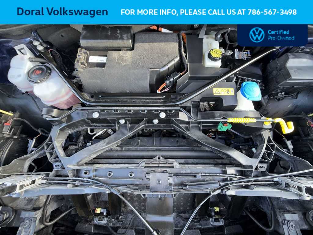 Thumbnail: 2023 Audi Q4 e-tron - 12