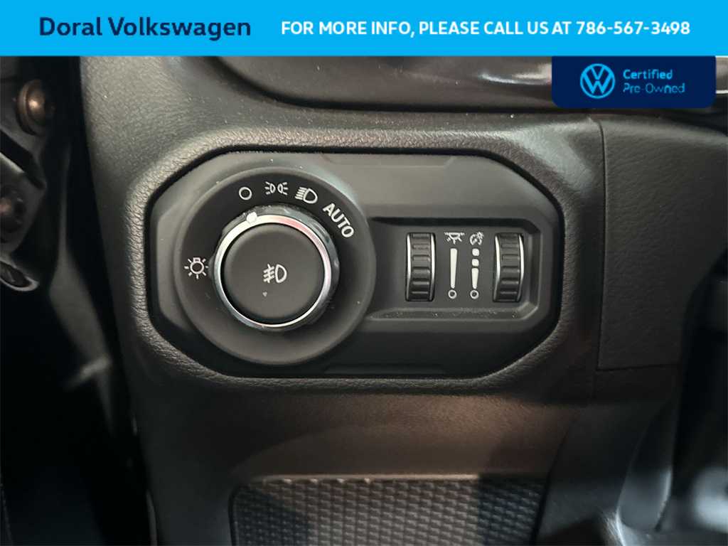 Thumbnail: 2022 Jeep Wrangler - 17