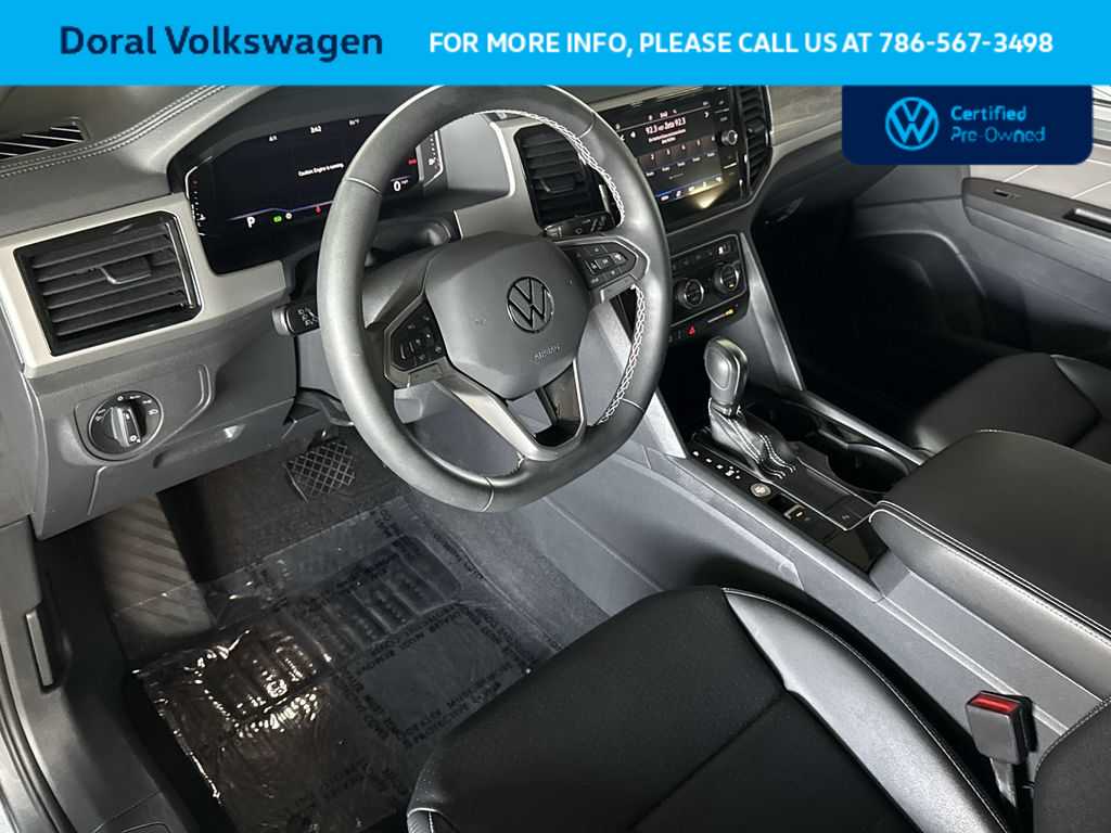 Thumbnail: 2023 Volkswagen Atlas - 13