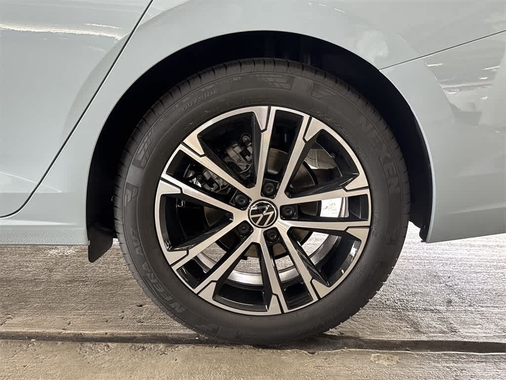 Thumbnail: 2026 Volkswagen Jetta - 10