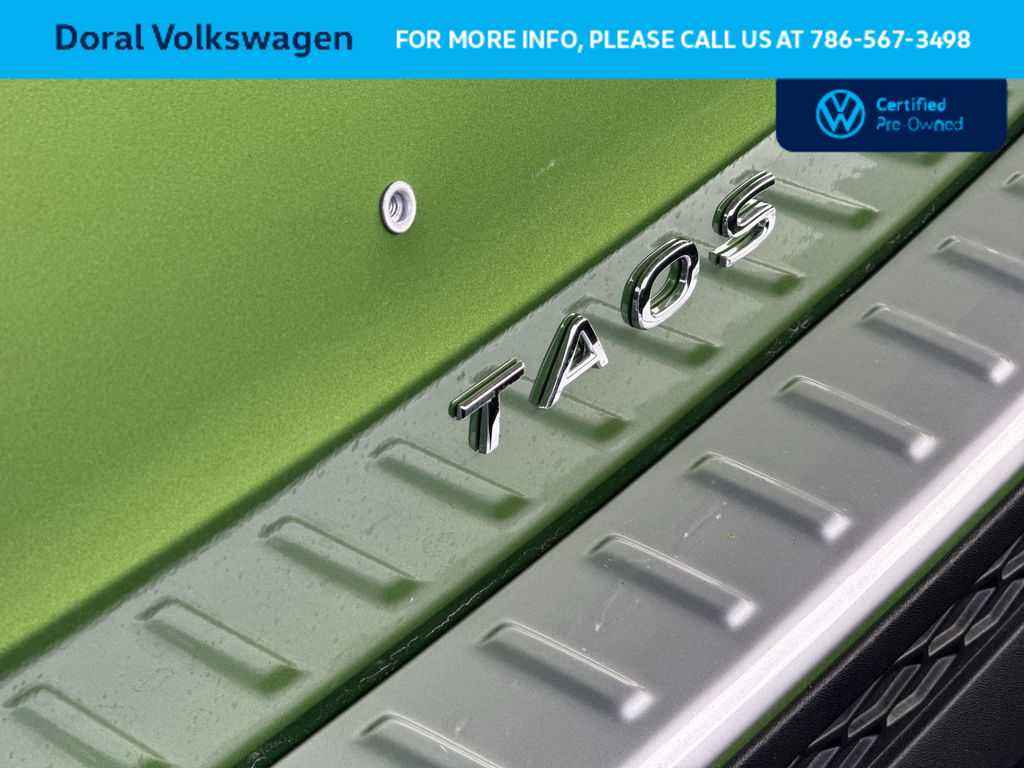 Thumbnail: 2025 Volkswagen Taos - 10