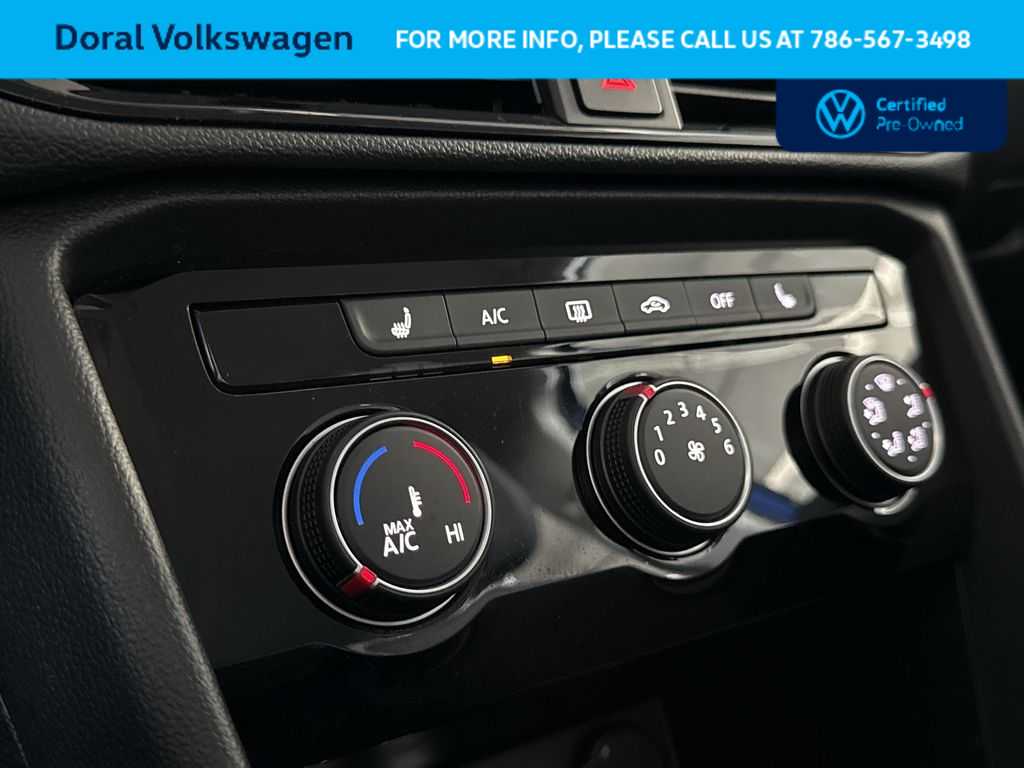 Thumbnail: 2023 Volkswagen Taos - 20