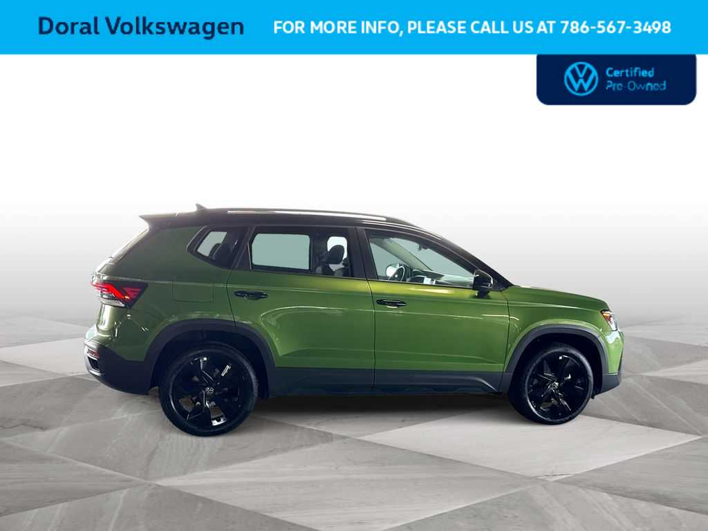 Thumbnail: 2025 Volkswagen Taos - 9