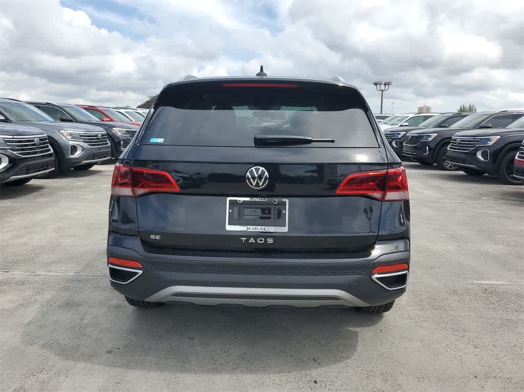 2024 Volkswagen Taos SE 5