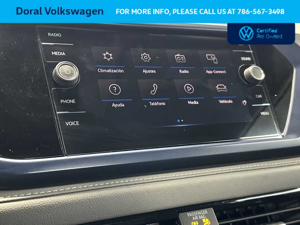 Thumbnail: 2024 Volkswagen Taos - 18