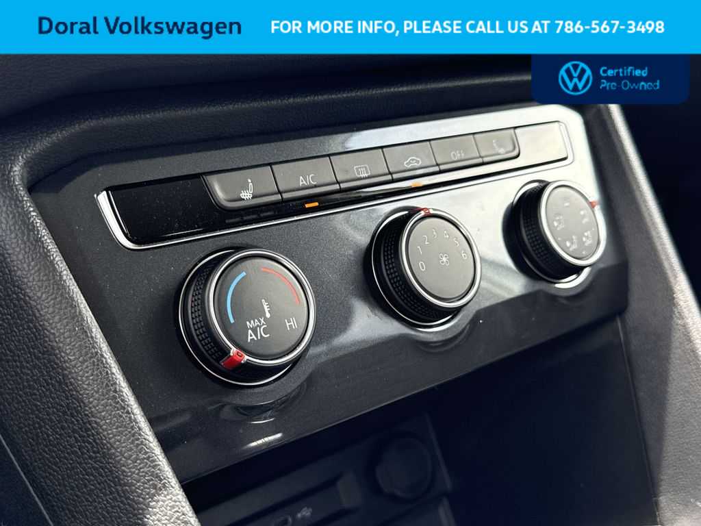 Thumbnail: 2024 Volkswagen Tiguan - 20