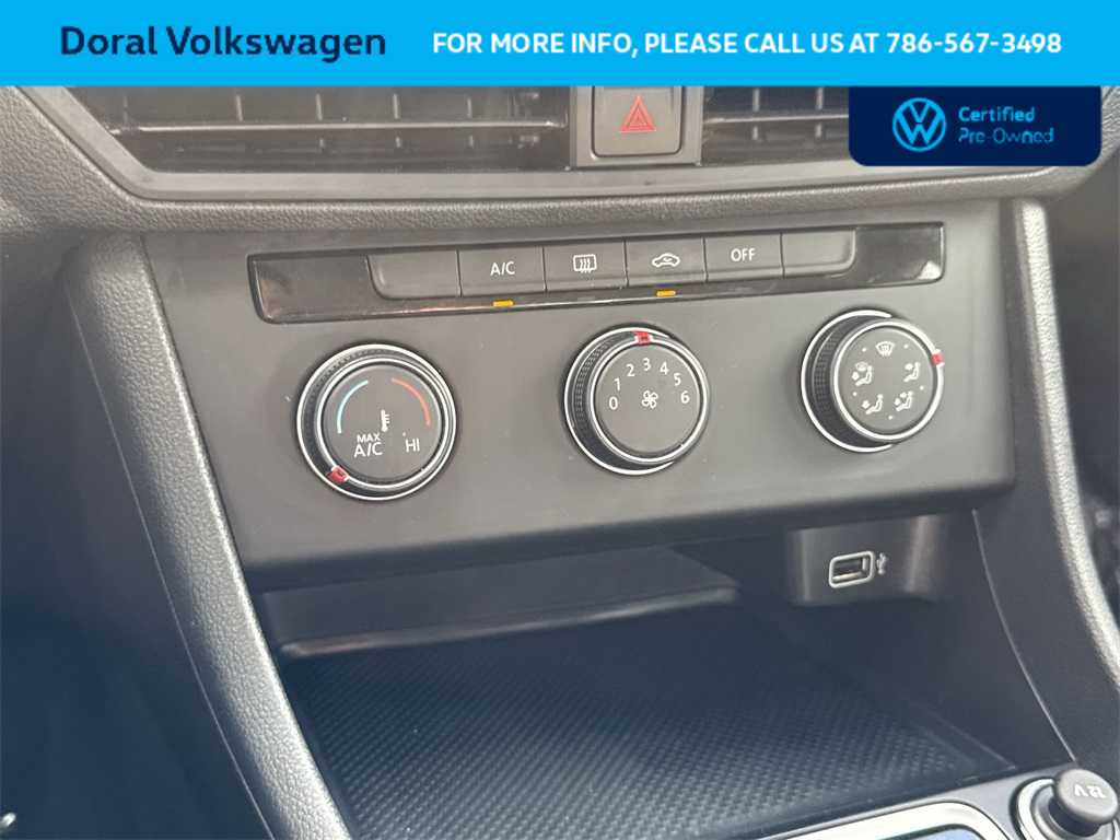 Thumbnail: 2019 Volkswagen Jetta - 20