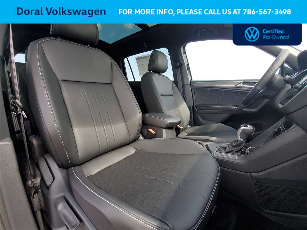 Thumbnail: 2023 Volkswagen Tiguan - 32
