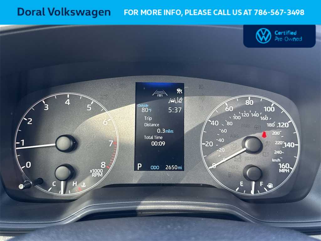 2024 Toyota Corolla Cross LE 16