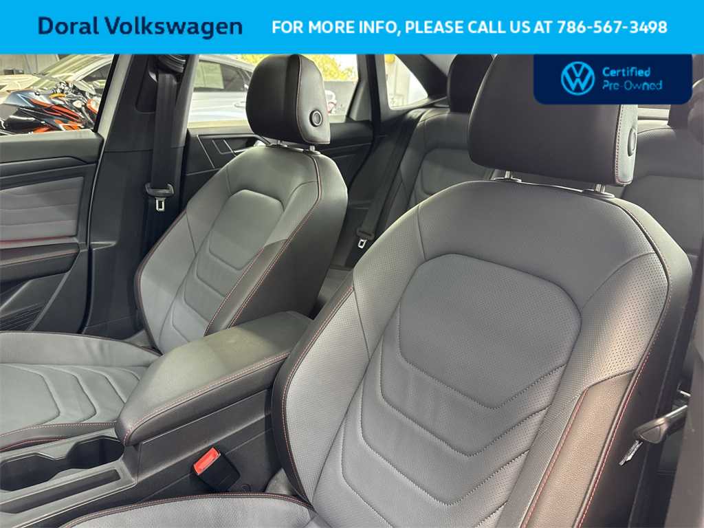 Thumbnail: 2025 Volkswagen Jetta - 13