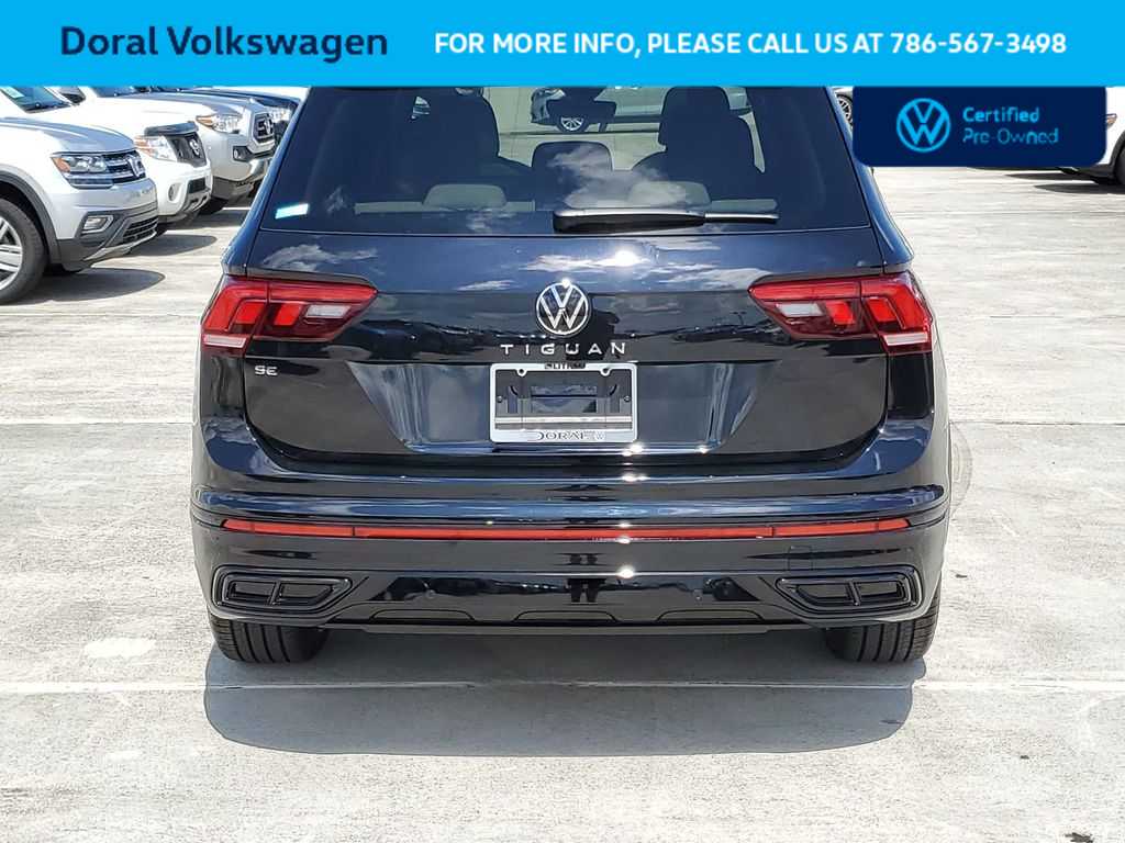 Thumbnail: 2023 Volkswagen Tiguan - 13