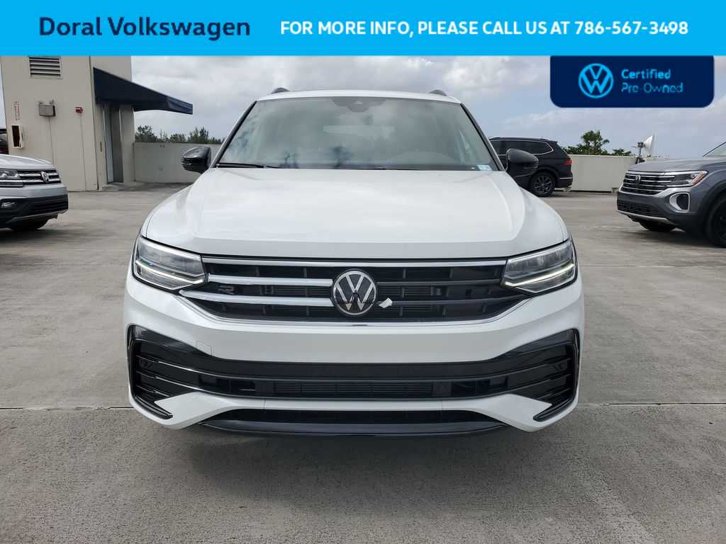 Thumbnail: 2024 Volkswagen Tiguan - 10