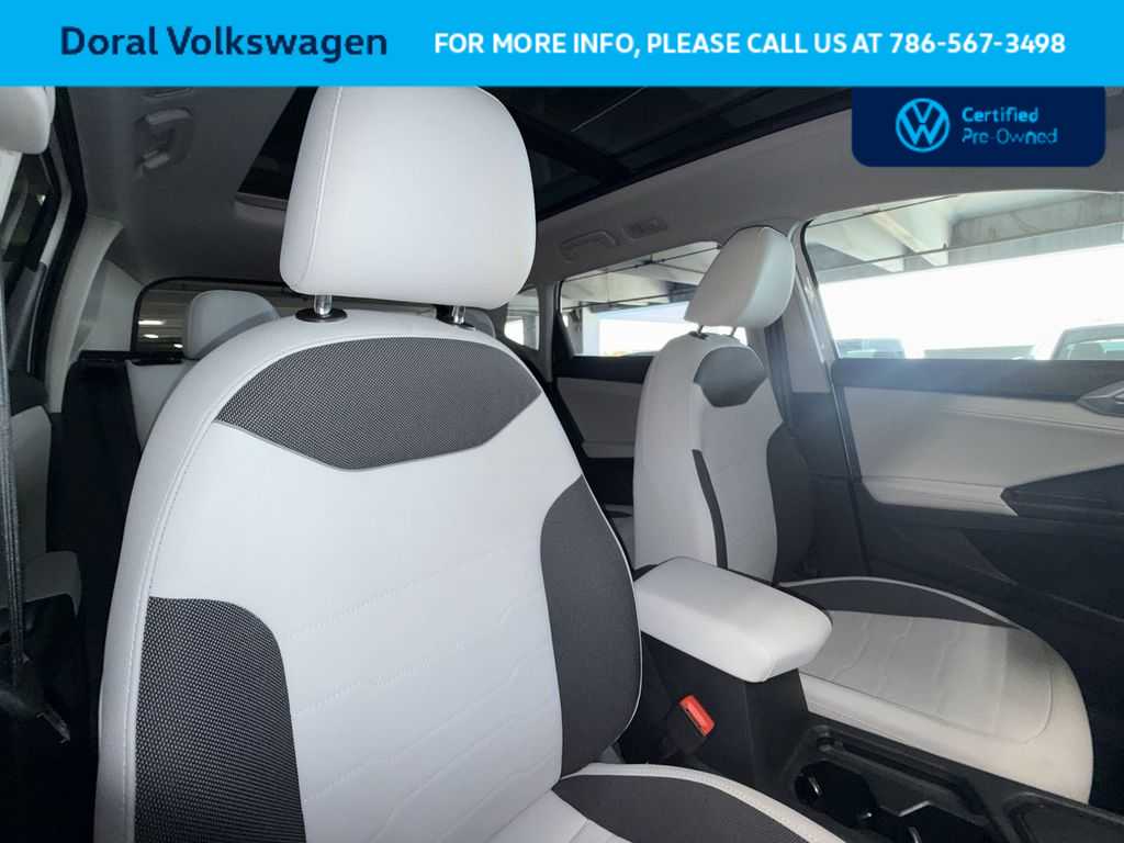 Thumbnail: 2025 Volkswagen Taos - 27