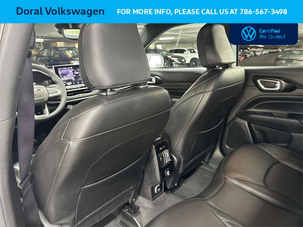 Thumbnail: 2022 Jeep Compass - 23