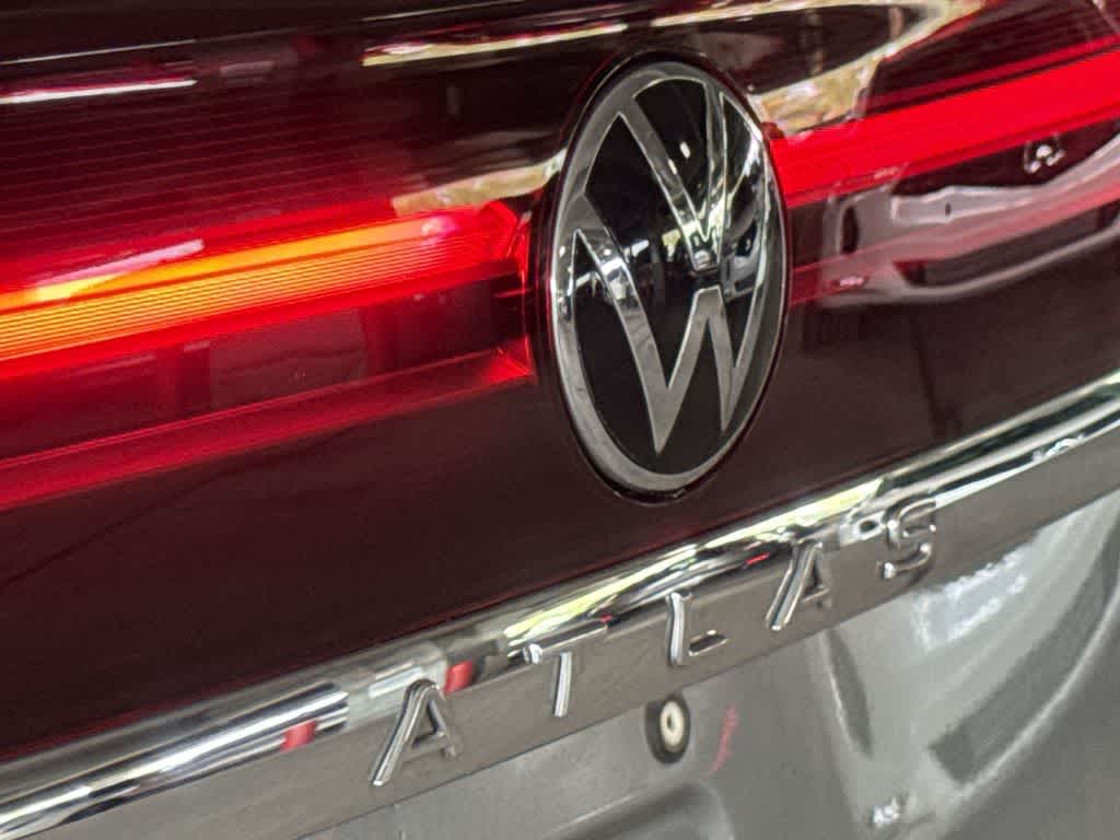Thumbnail: 2024 Volkswagen Atlas - 10