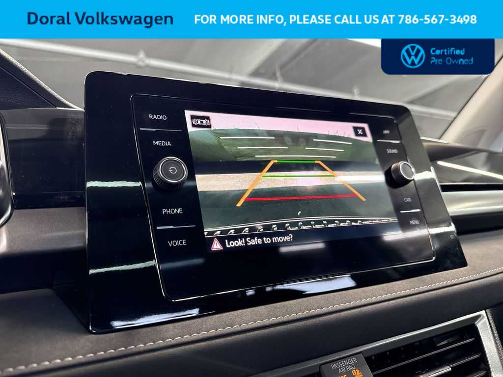 Thumbnail: 2025 Volkswagen Taos - 19