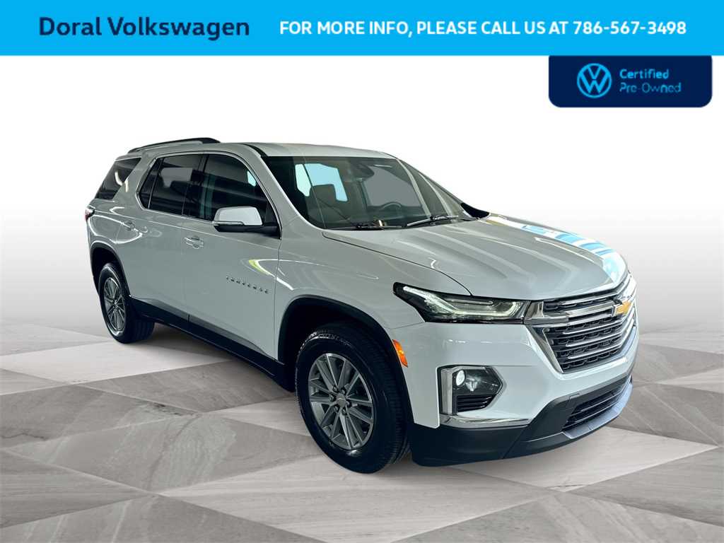 2023 Chevrolet Traverse LT 2