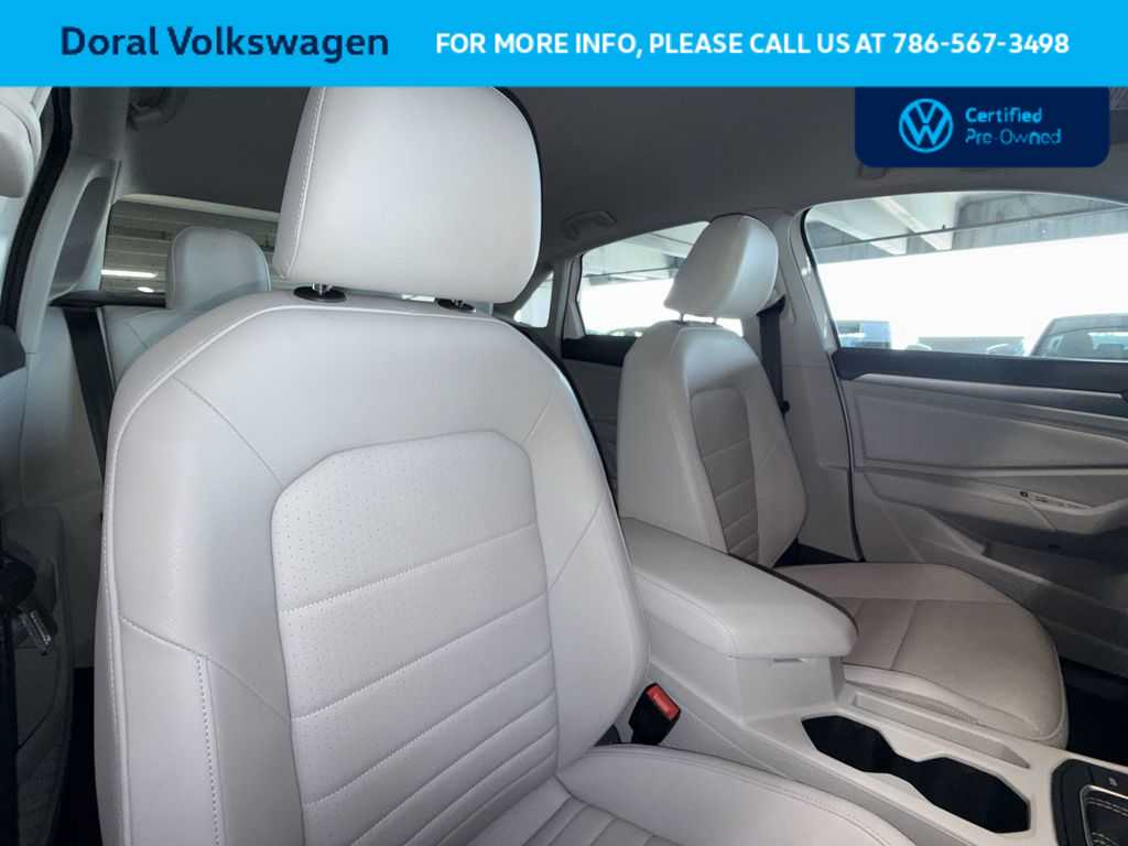 Thumbnail: 2024 Volkswagen Jetta - 27