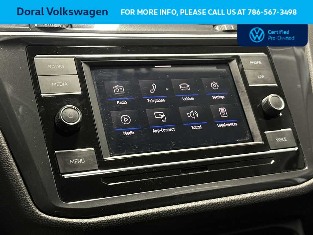 Thumbnail: 2023 Volkswagen Tiguan - 18