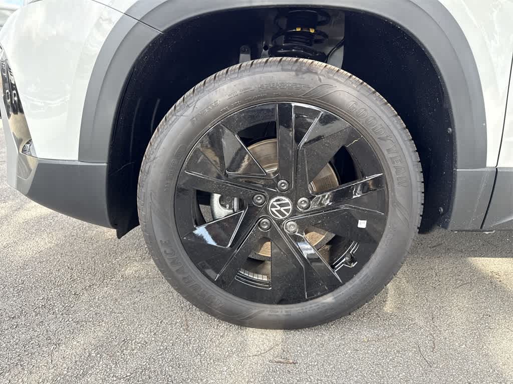 Thumbnail: 2026 Volkswagen Taos - 10