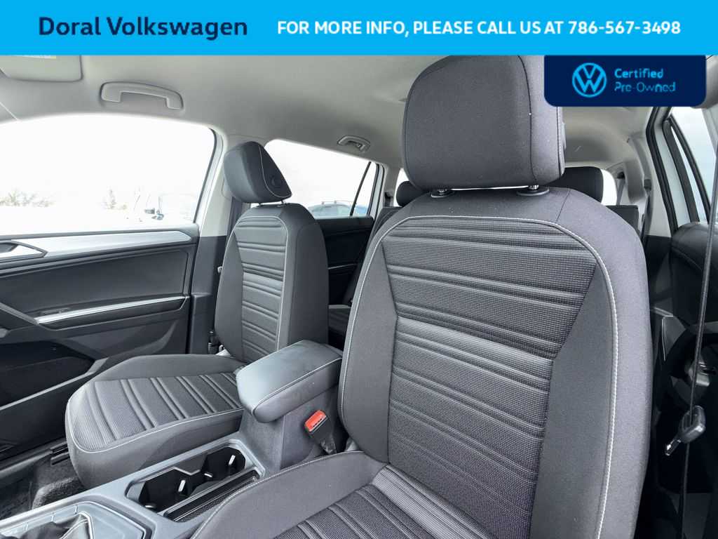 Thumbnail: 2024 Volkswagen Tiguan - 14