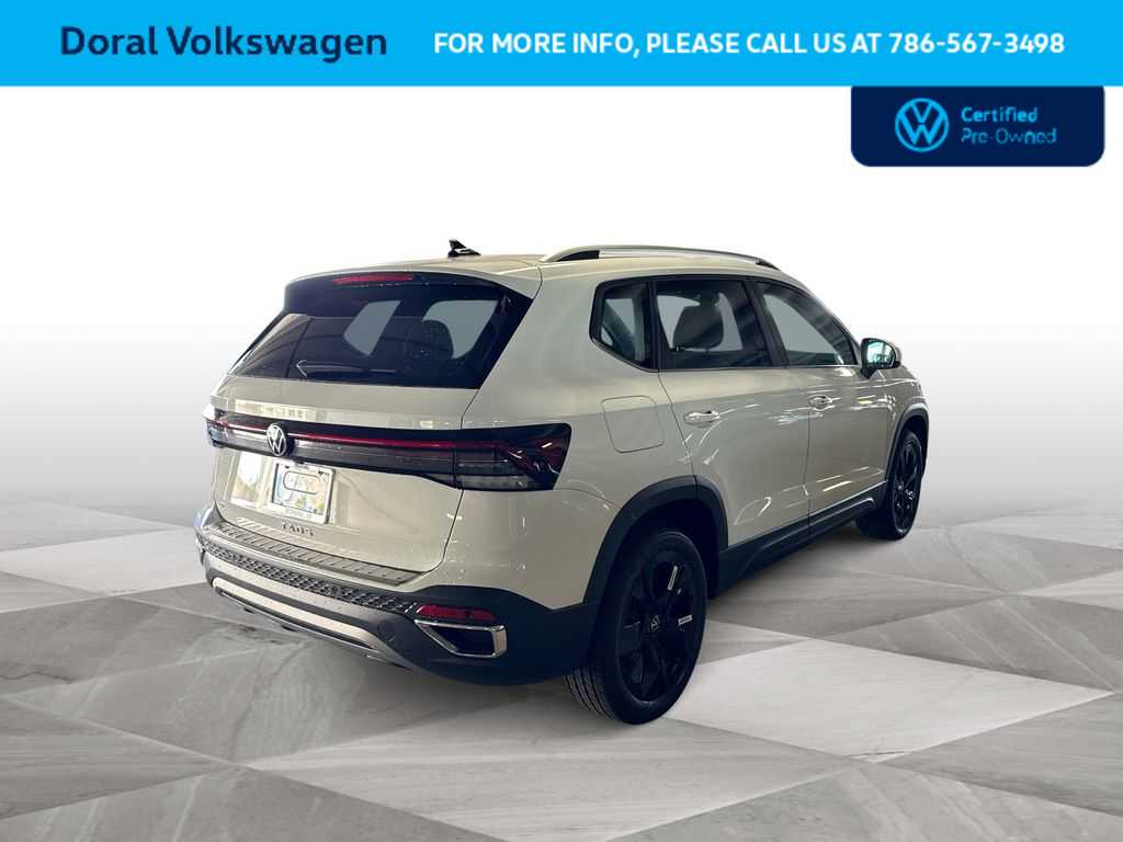 Thumbnail: 2025 Volkswagen Taos - 8