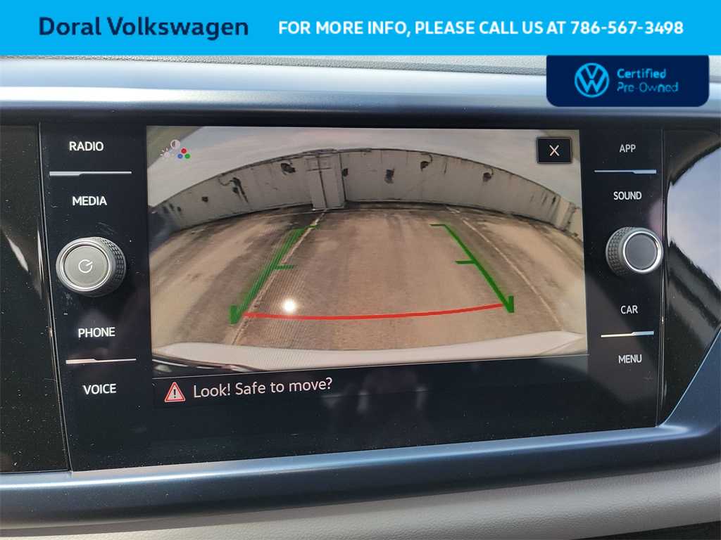 2023 Volkswagen Taos SE 23
